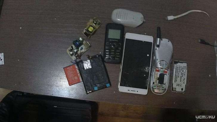 250 телефонов и 150 г наркотиков забрали у осужденных на Орловщине