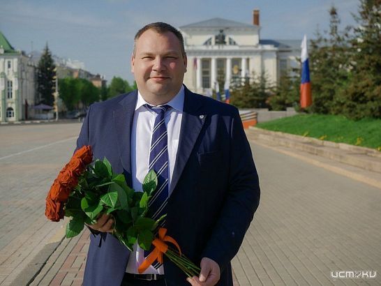 Сергей Кутенев поздравил ветеранов с 80-летием Победы и выразил благодарность за подвиг