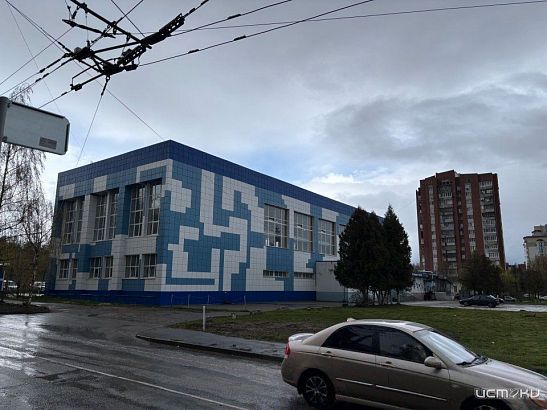 Спорткомплекс "ОРЛЭКС" на ул. Октябрьская в Орле скоро ждет капремонт