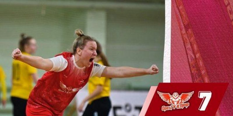 Разгром 7:2 устроили футболистки ЖФК "ОрелГУ-КПРФ" соперницам из Пензы