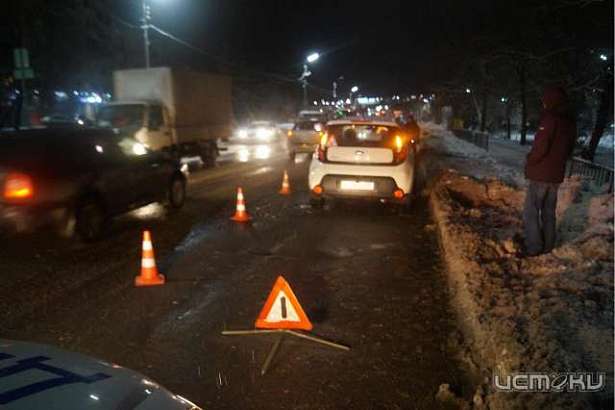 В Орле на перекрестке «Киа-Соул» сбил пешехода