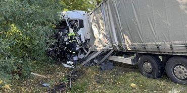 Вчера днем в Троснянском районе произошло серьезное ДТП с участием грузовых автомобилей