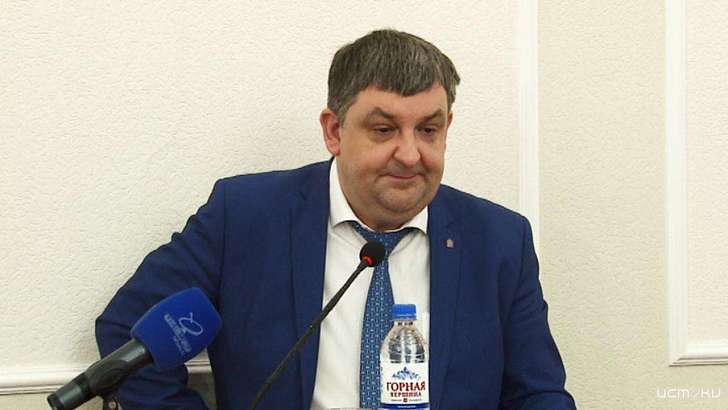 Орловские депутаты вынудили Блохина ответить на вопрос о новогодней премии