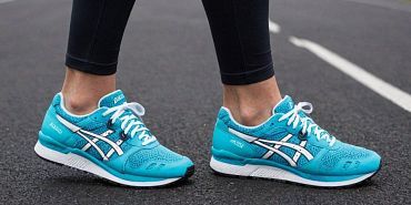 Как выбрать кроссовки Asics: лучшие модели для спорта и повседневной носки