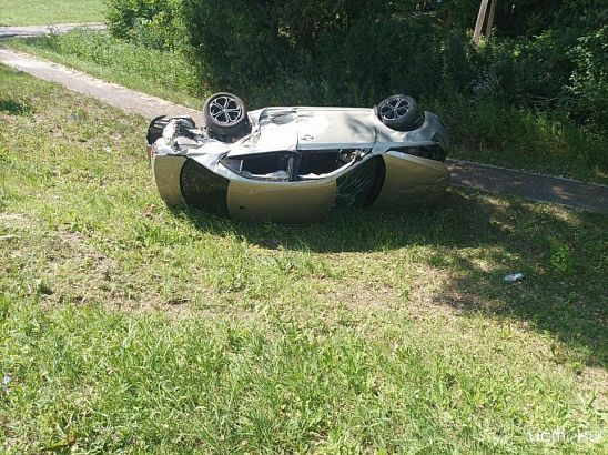 На Орловщине водитель «Нивы» устроил ДТП. Три человека пострадали