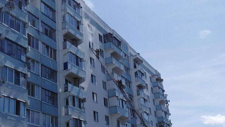 Штраф за забывчивость: амчанка едва не устроила пожар во время готовки 