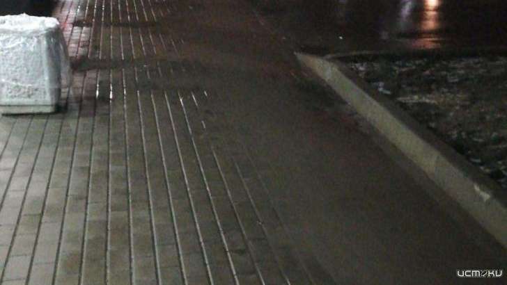 Новая плитка на орловских улицах не выдержала испытание дождями