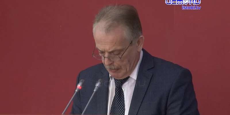 Выплаты детям войны и запрет на снюсы: на заседании облсовета в Орле разгорелись споры