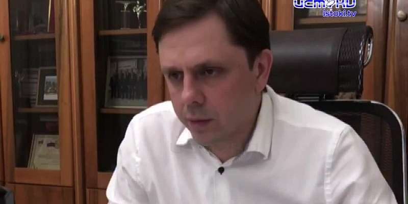 Клычков срифмовал губера с "Убером" и заявил, что рожки готовы, когда они вспыли