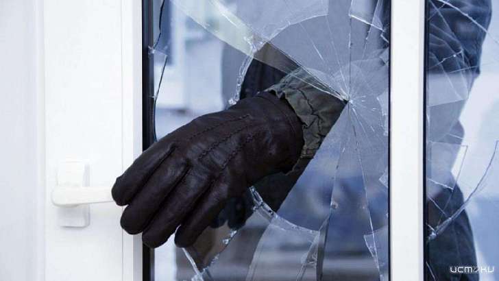 Под Орлом двое мужчин обворовывали строящиеся дома