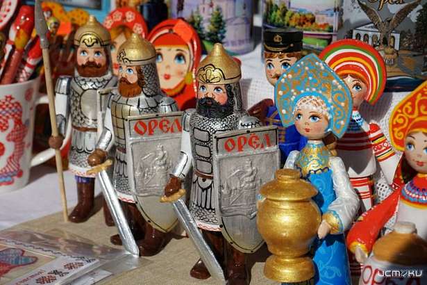 Открылась ярмарка «Сделано в России. Выбираем Орловское!»