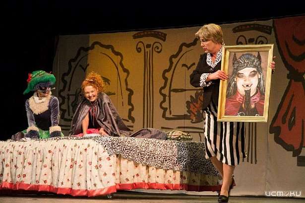 Кот против людоеда в театре "Свободное пространство"