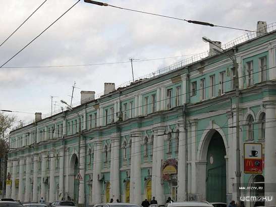 В Орле жительница ужаснулась состоянию Торговых рядов. Как выяснилось Минкульт РФ на их ремонт уже выделил финансирование