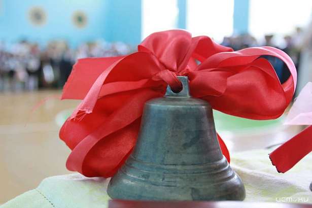 24 и 25 мая орловские школьники услышат последние звонки