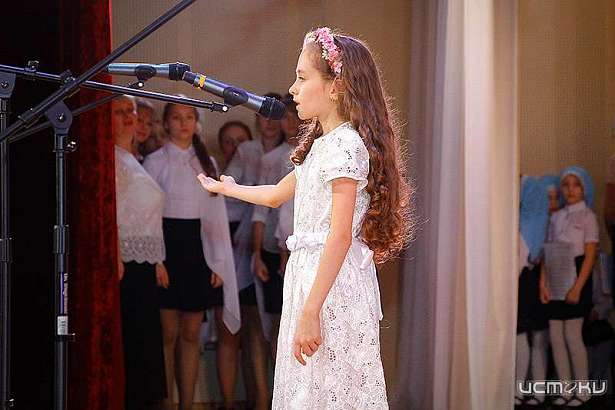 Жителей Орловщины приглашают принять участие в конкурсе чтецов литературных произведений «Читай, Россия!»