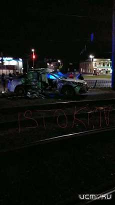 У автовокзала Орла столкнулись две иномарки