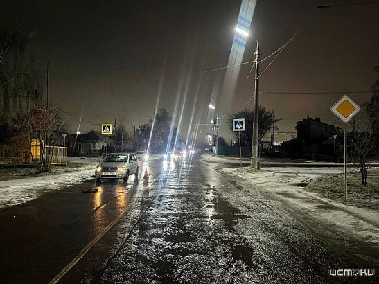 В Орле пенсионер на иномарке сбил ребенка на пешеходном переходе