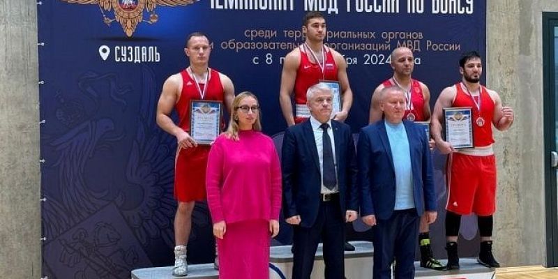 Второе место на чемпионате МВД России по боксу завоевал орловский полицейский 