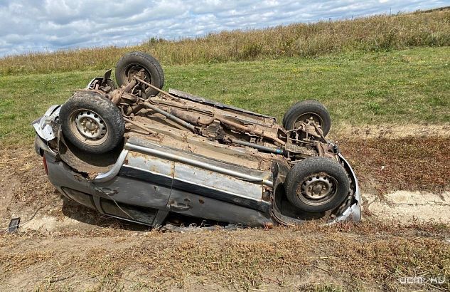 Под Орлом в столкновении двух автомобилей на встречке пострадал ребенок
