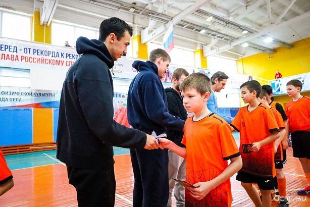 В Орле завершился региональный этап Всероссийских соревнований по футзалу «Кожаный мяч – Школьная футбольная лига»