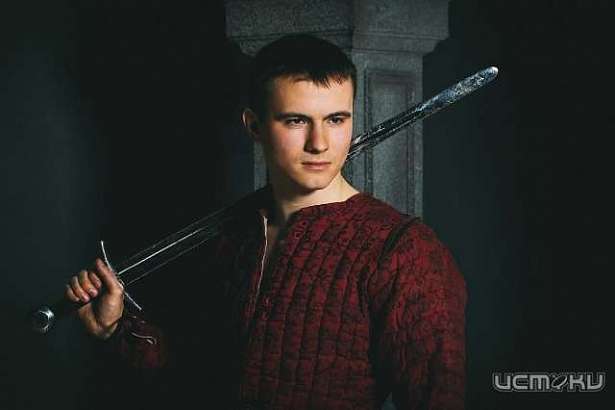 В День города Орел увидит бои смешанных единоборств и поединок исторического фехтования