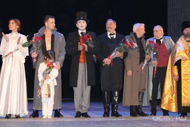 Театр им. Тургенева открыл новый сезон  Театр им. Тургенева открыл новый сезон