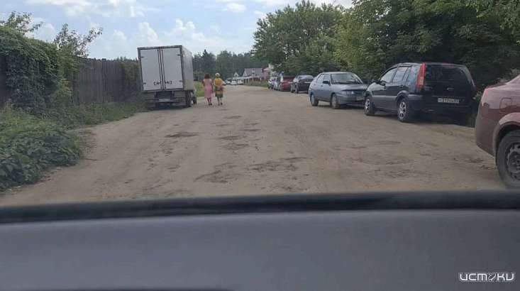 Дорога к озеру «Светлая жизнь» в Орле находится в ужасном состоянии