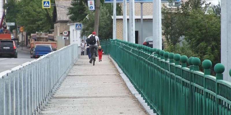 Лежнев пообещал раздать картошку добрым людям, а на мосту Дружбы появятся камеры