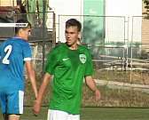 Такой футбол нам не нужен. Игроки, тренеры и болельщики со сменой власти надеются на возрождение футбола