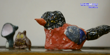 В библиотеке им. Бунина открылась выставка «Отпечаток моей жизни» Елены Новиковой 