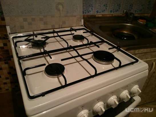 У жителя Орловской области похитили телевизор и газовую плиту