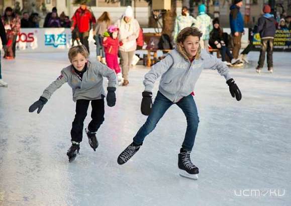 На катке в центре Орла пройдут мастер-класс по хоккею и огненное шоу 