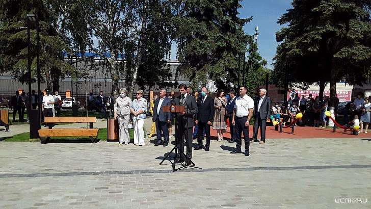 Подарок ко Дню города: в Орле открыли сквер Героя Ермолаева