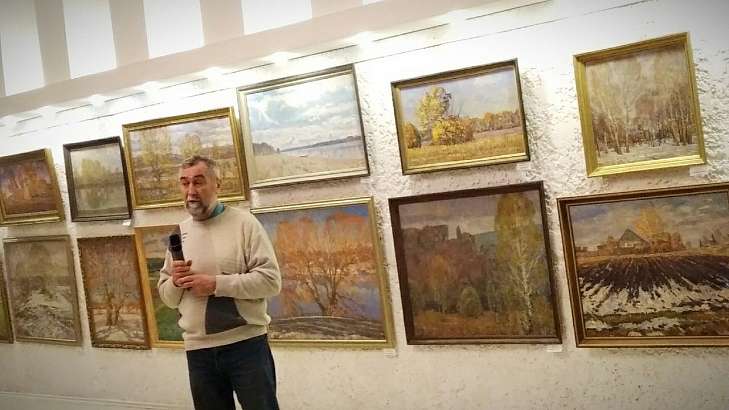 В орловском театре открылась выставка Геннадия Пивеня