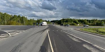 Под Орлом машина «скорой помощи» столкнулась с грузовиком