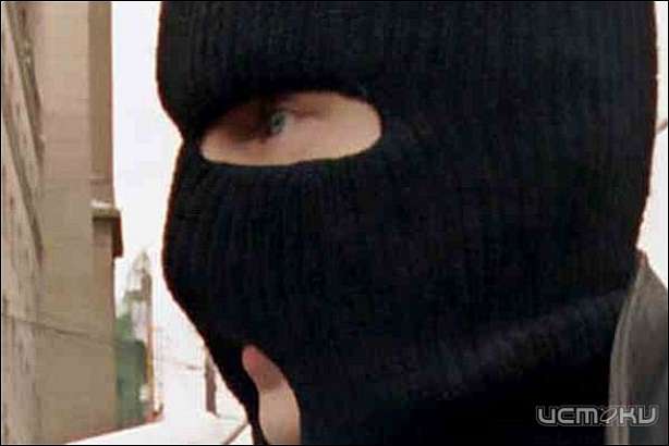 В Залегощенском районе задержали троих парней, подозреваемых в разбойном нападении