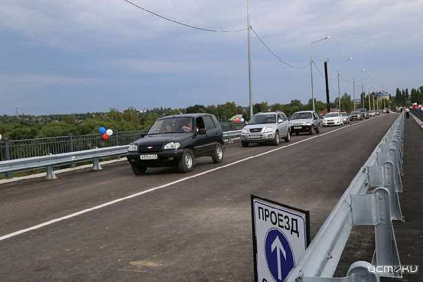 В Ливнах «потеряли» часть металлоконструкций после ремонта моста