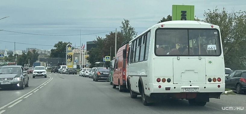 Несмотря на заявления губернатора в Орле снова возникли проблемы с бензином