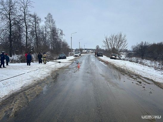 В Орловской области обгон иномаркой «ВАЗа» с нарушением ПДД закончился ДТП