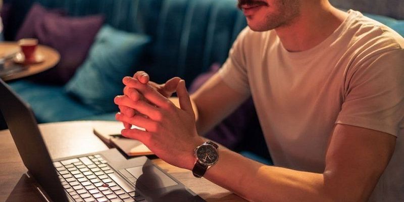 Этой зимой орловчане в 3 раза чаще проводили онлайн-встречи с помощью отечественного сервиса