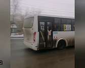 Орловчане в час пик каждый раз пытаются втиснуться в переполненные маршрутки