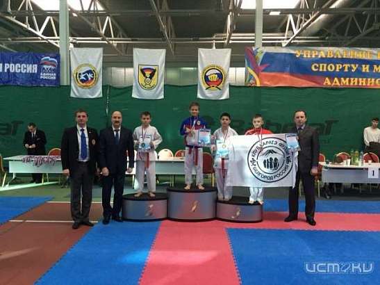 66 медалей завоевали орловские каратисты на домашнем Первенстве города