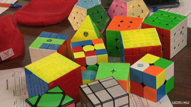 Кубик Рубика — за 13 секунд! В Орле есть место, где это возможно 