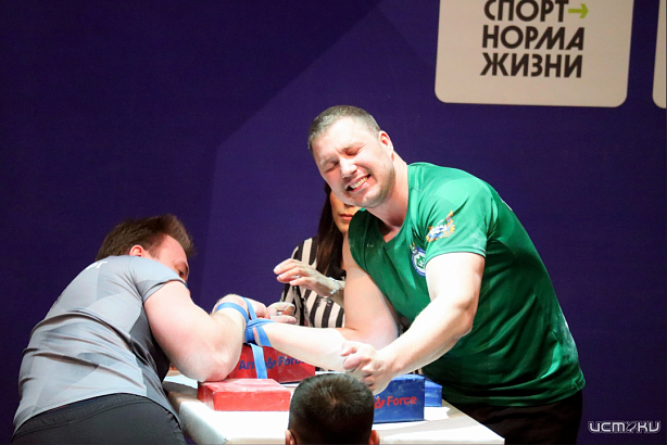 Завтра в Орле будет дан старт Первенству России по армрестлингу