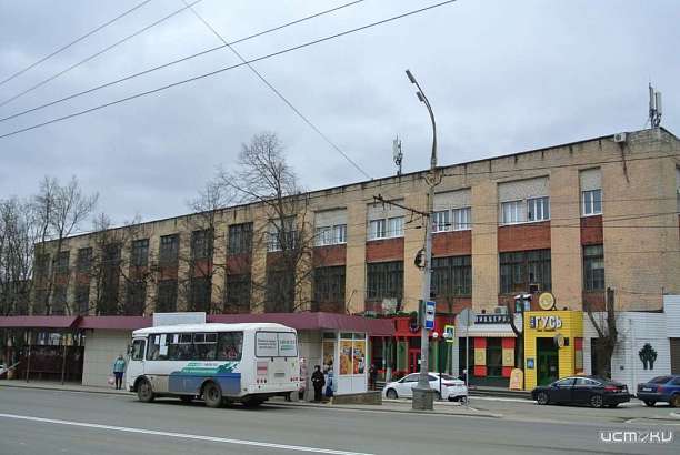 Надпись «Слава рабочему классу страны» исчезла со здания «Текмаша» в Орле