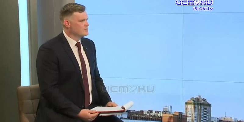 Глава региона Андрей Клычков накануне вышел на связь из студии телеканала Первый областной. Какие темы были затронуты?