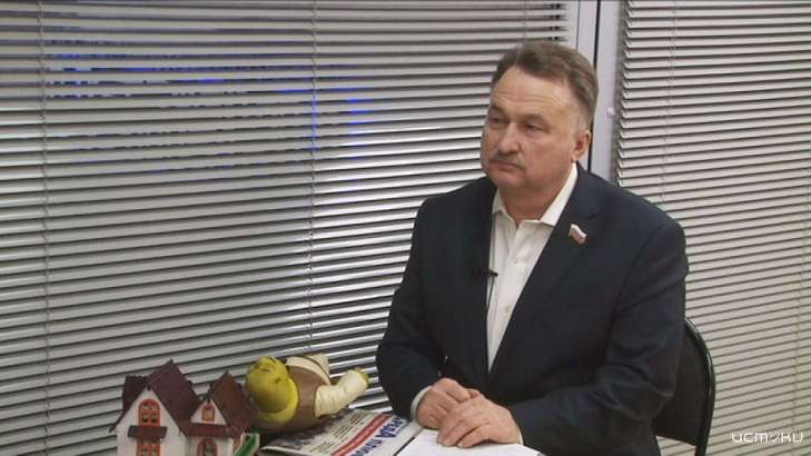 Сразу после "Оперативного эфира" смотрите программу "Вечерний гость". В студии Виталий Рыбаков расскажет о важных проблемах Орловской области