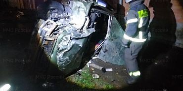 автомобильная авария В Болхове пострадавших в аварии водителя и пассажира деблокировали спасатели