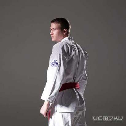 В первом Чемпионате профессиональной лиги рукопашного боя победил орловчанин