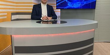 В облсовете завершилась ноябрьская сессия, а жители орловского поселка сами сняли сюжет о наболевшем – об этом в «Оперативном эфире»